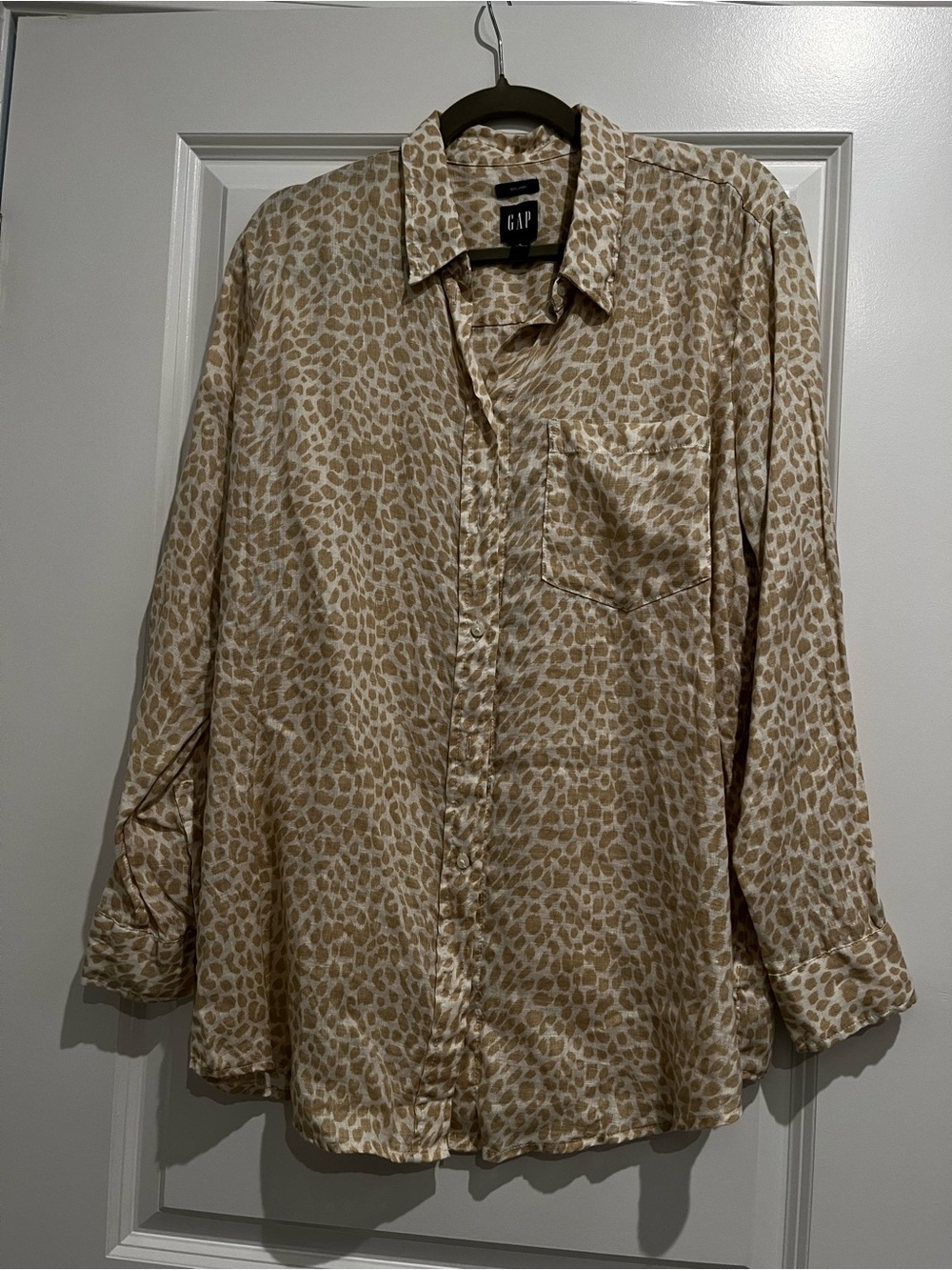GAP  Animal Print Button-Up Shirt